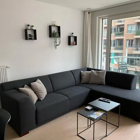 Apartment Nieuwbouwappartement Lippenslaan, 2 -slaapkamers *