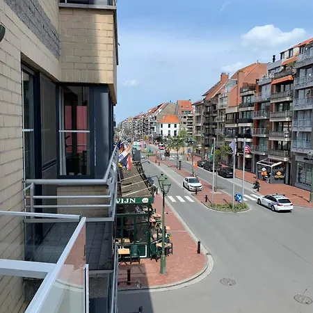 Nieuwbouwappartement Lippenslaan, 2 -slaapkamers アパート