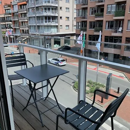 Nieuwbouwappartement Lippenslaan, 2 -slaapkamers アパート *