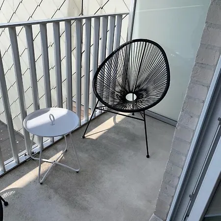 Apartament Nieuwbouwappartement Lippenslaan, 2 -slaapkamers Geen Groepen Jongeren *